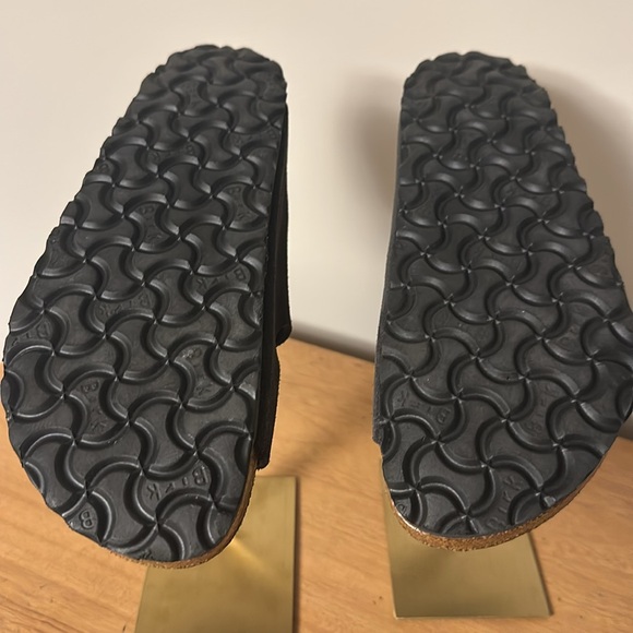 Women’s Birkenstock Arizona Soft Footbed Suede Sandals- Size 39 / 8-8 1/2 - Picture 3 of 9